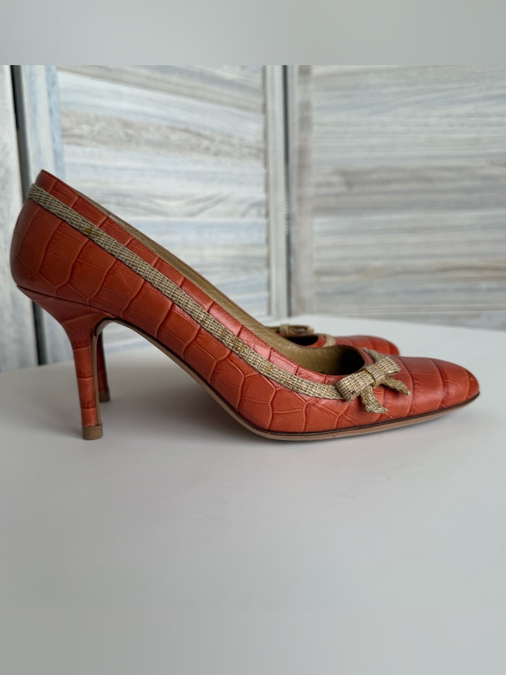 RARE Valentino Garavani Croc-Embossed Orange Leather Pumps with Gold Trim